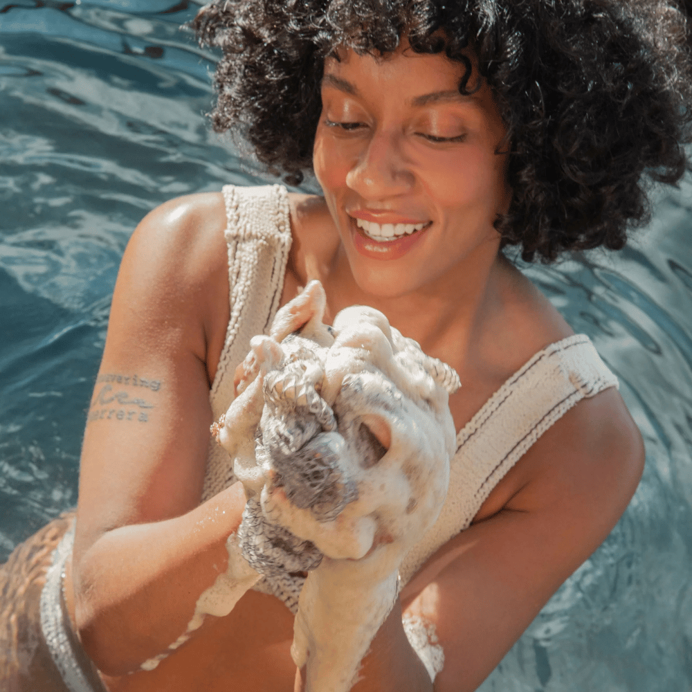 DwellWell™ Exfoli-Net — African Exfoliating Body Sponge